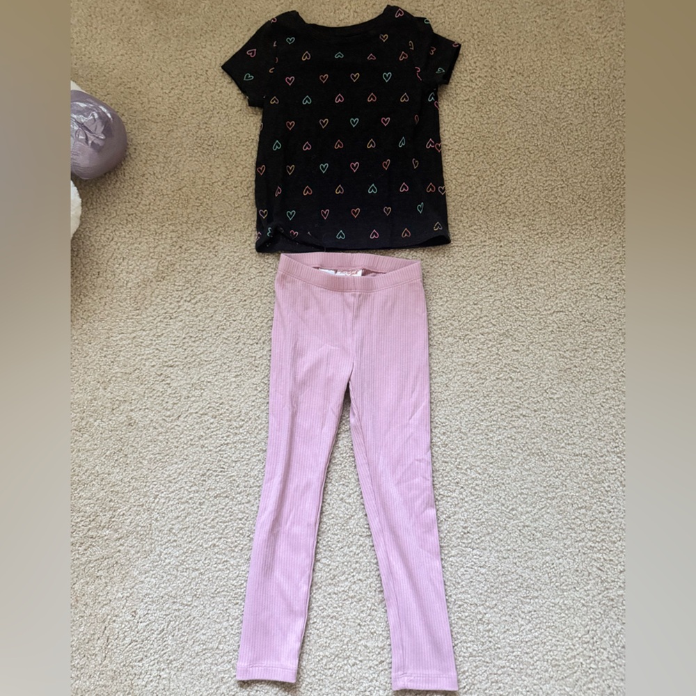 💖 Cat & Jack Ribbed Leggings & Heart Tee Set (XS 4/5) 💜